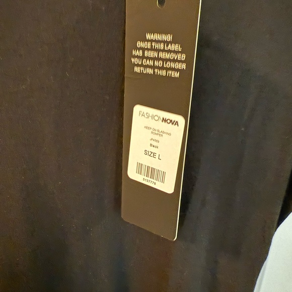 Chic Black Cut-Out Women's Romper - Picture 3 of 6